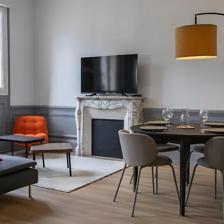 Bel Avec Jardin Privé - Centre Appartamento *