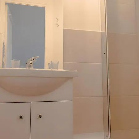 Bel Avec Jardin Prive - Centre 아파트