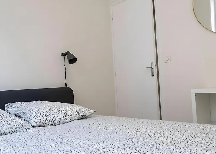 Bel Avec Jardin Privé - Centre Appartamento *