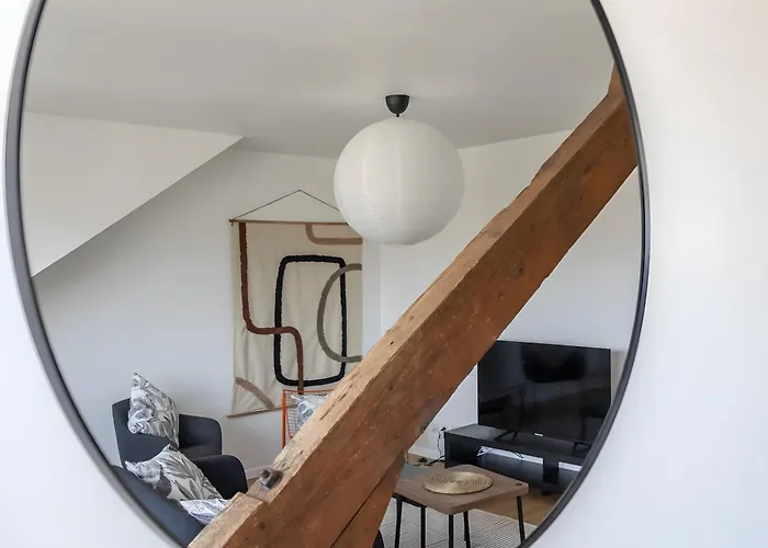 Bel Avec Jardin Privé - Centre Appartamento *