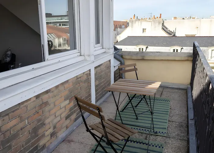 Bel Avec Jardin Privé - Centre Appartamento *