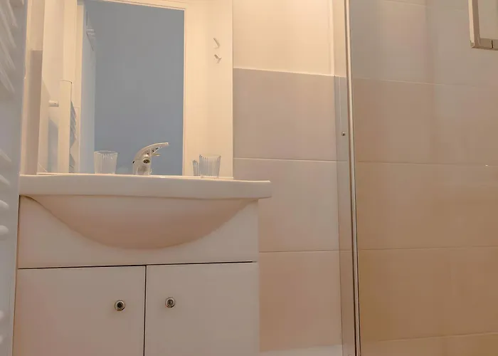 Bel Avec Jardin Privé - Centre Appartamento