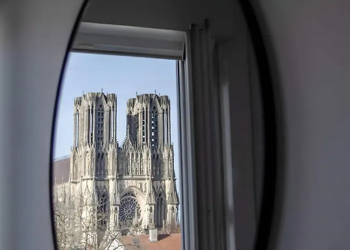 Bel Avec Jardin Privé - Centre Reims